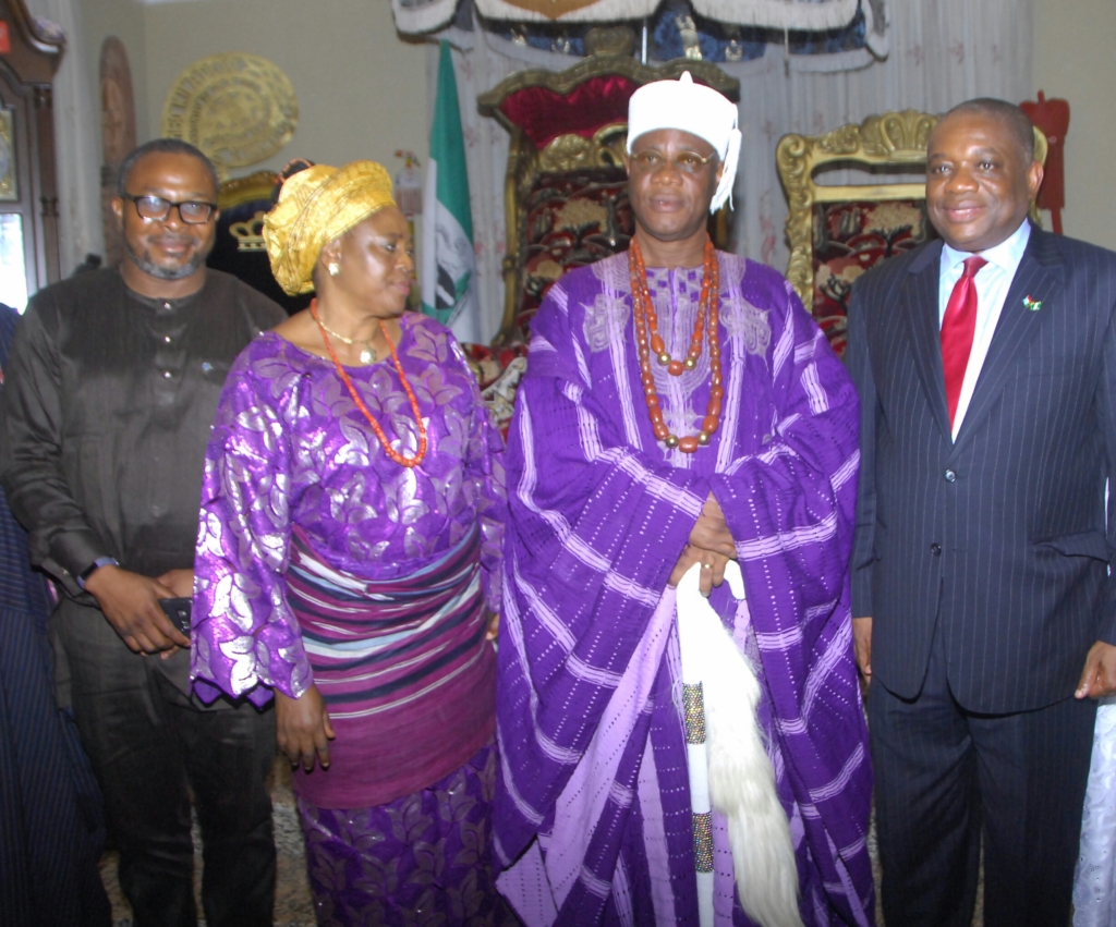 Bayo Fatusin Foundation - BFF visits Osemawe of Ondo Kingdom